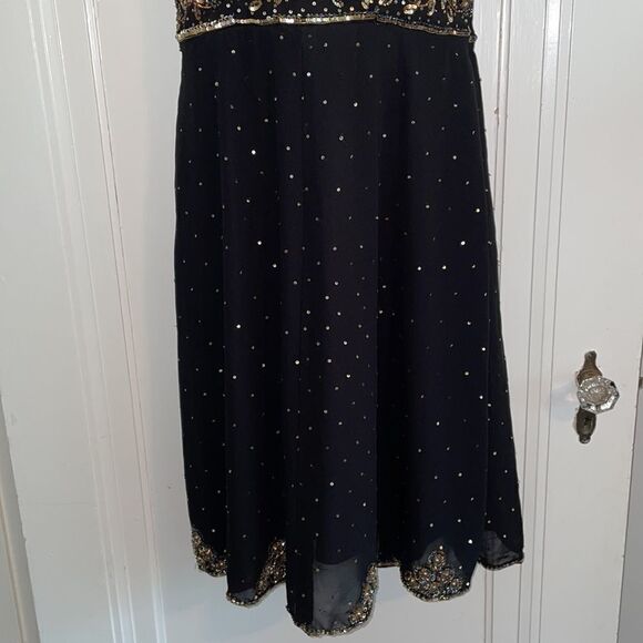 Vtg black & gold sequined, spangled & beaded dressy dress - Picture 4 of 11